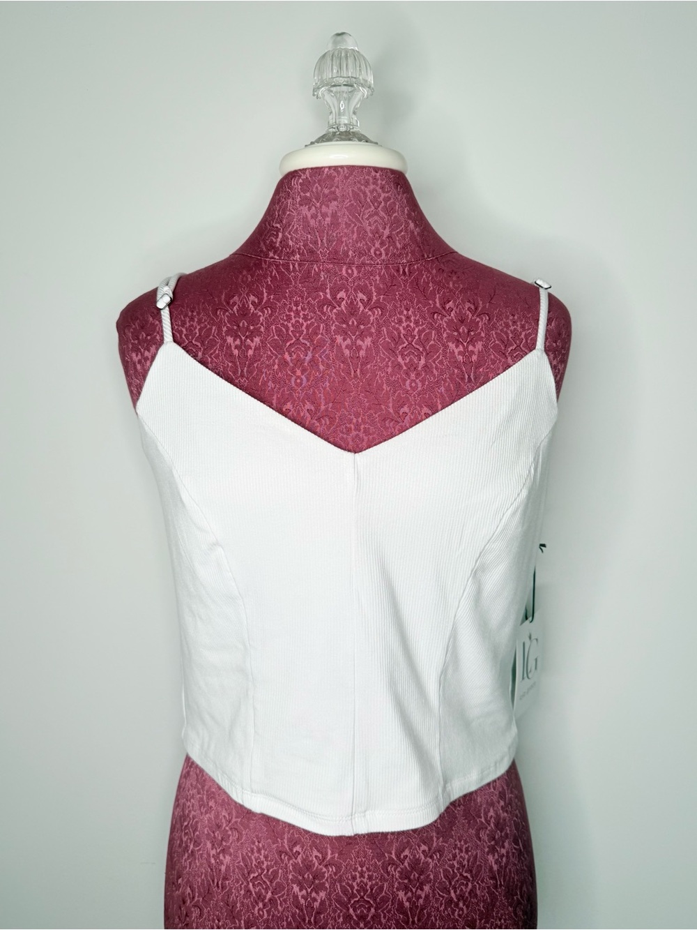 Lola Grace Ribbed Strappy White V-Neck Cropped Tank Top with Adjustable Straps